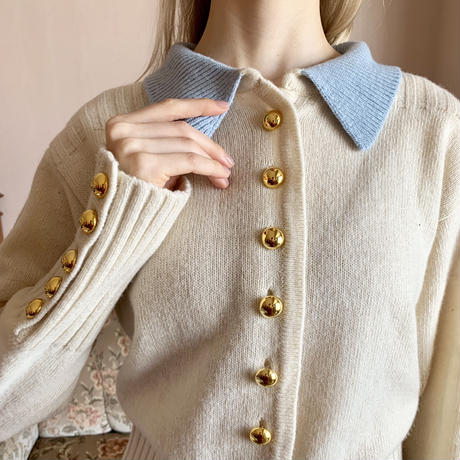bi-color gold botton knit cardigan ivory